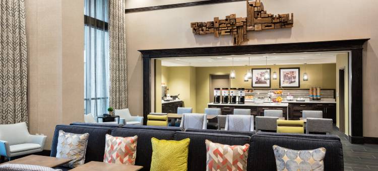 希尔顿欢朋套房酒店-纳帕(Hampton Inn & Suites Napa)图片