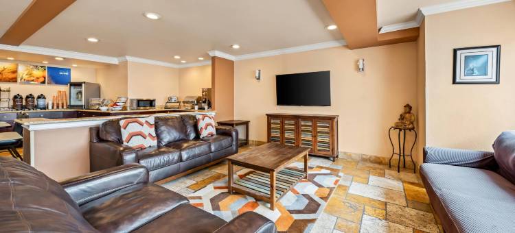 舒适套房酒店(Comfort Inn & Suites Salinas)图片