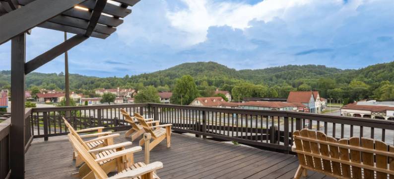 海伦红顶酒店(Super 8 by Wyndham Helen)图片