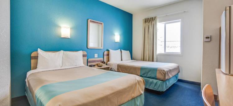 红鹿6号汽车旅馆(Motel 6 Red Deer, AB)图片