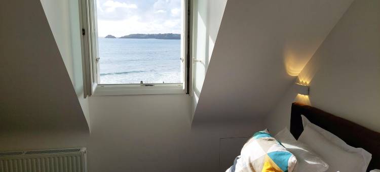Holiday Home in Brittany with Sea Views图片