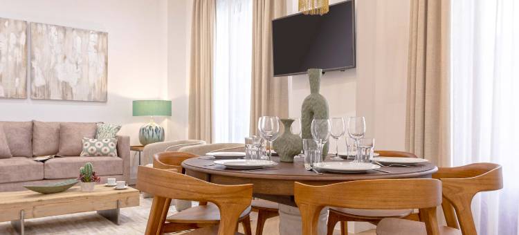 Exclusive apartment in city center. Capiteles图片