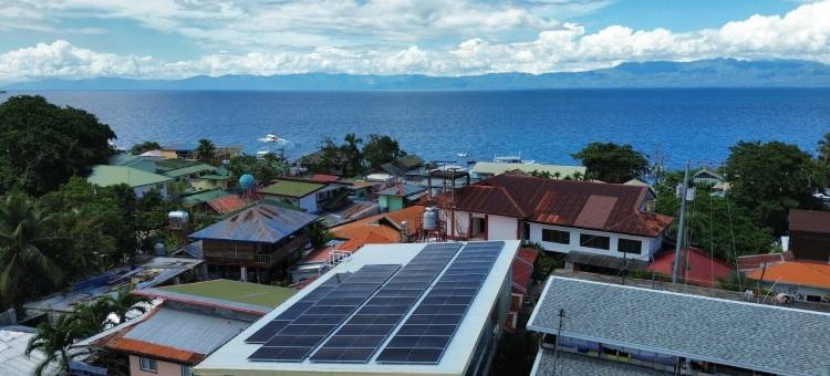 莫阿尔博尔阿曼套房(Harman Suites Moalboal)图片