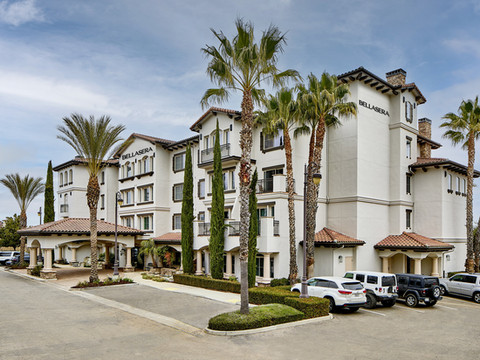 帕索罗布尔斯贝拉塞拉套房酒店 - 希尔顿 TAPESTRY 酒店