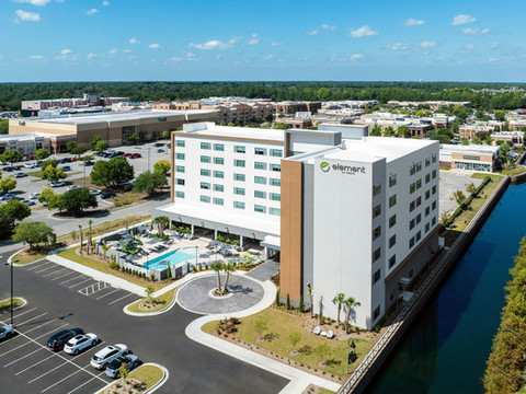 威尔明顿源宿酒店