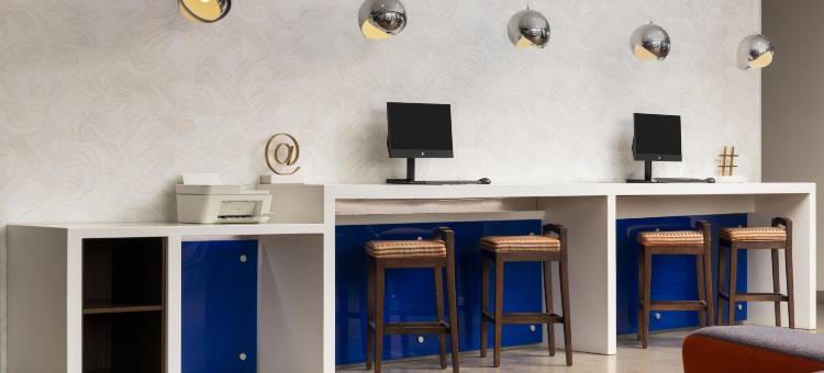 格洛贝斯特韦斯特苏瀑道利农场酒店(GLo Best Western Dawley Farms in Sioux Falls)图片