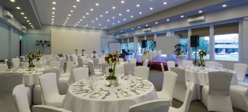 UP科技中心麦客达温德姆酒店(Microtel by Wyndham UP Technohub)图片