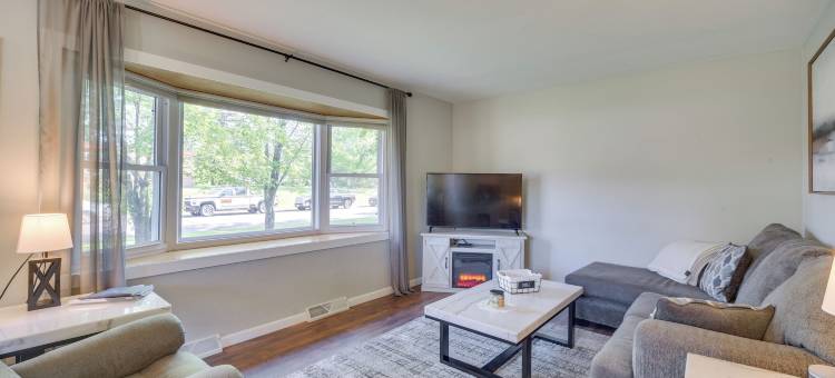 阳光克洛盖特住宅 - 离圣路易斯河2英里！(Sunny Cloquet Home - 2 Mi to St Louis River!)图片