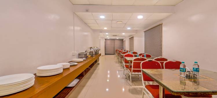 翠柏金天鹅酒店-帕马尔(Treebo Golden Swan Pammal)图片