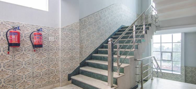 Treebo 特里内塔国际酒店(Treebo Trinetar International)图片