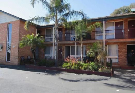 Homestead Motel Hotel Overview