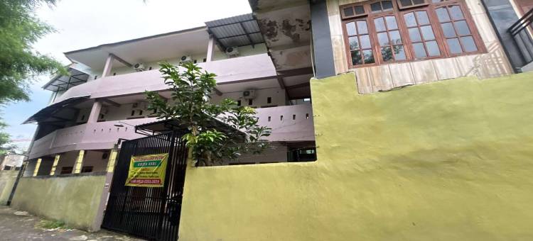 OYO 95097 格里亚阿斯里旅馆(OYO 95097 Griya Asri Guest House)图片