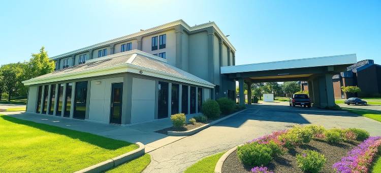 坎顿阿什伯恩/名人堂I-77酒店(Ashbourne Hotel Canton/Hall of Fame I-77)图片