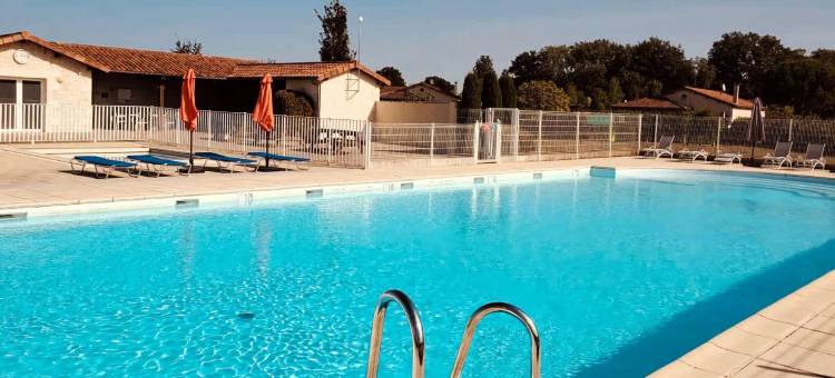 Villa in Les Forges with Golf Access图片