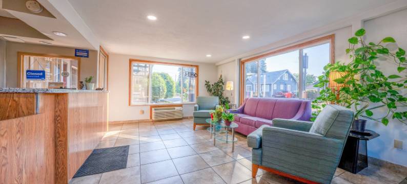 Rama Inn Motel and RV Park图片