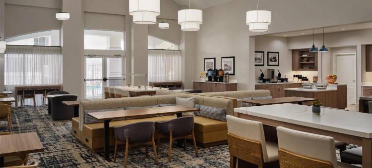 代托纳比奇赛道机场Homewood Suites by Hilton(Homewood Suites by Hilton Daytona Beach Speedway-Airport)图片