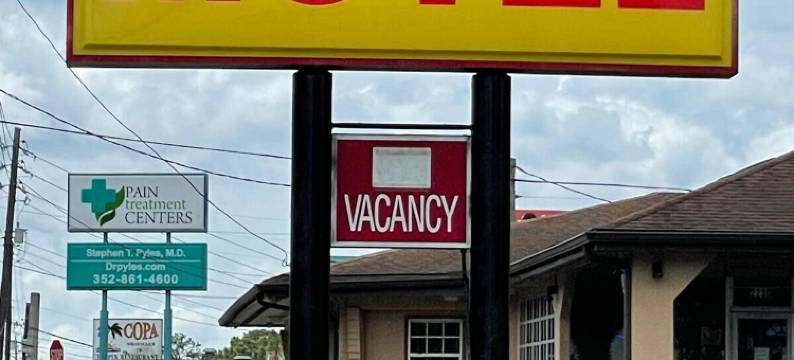 香格里拉奥卡拉和301号公路汽车旅馆(Shangri la Motel Ocala Near Hwy 301)图片