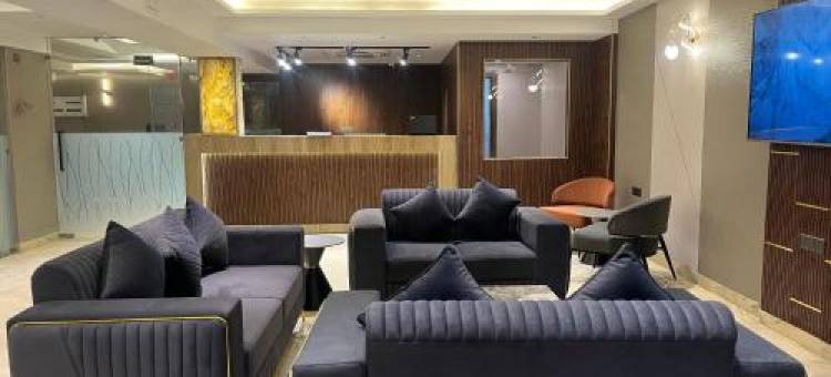 Saltstayz Premier - Noida, Near Sector 18 Metro Station图片