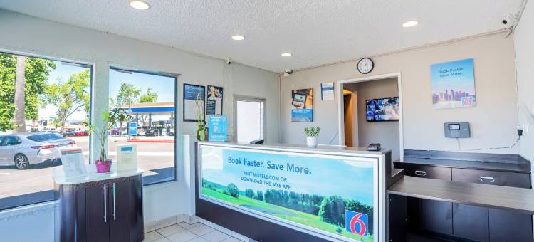 普莱森顿6号汽车旅馆(Motel 6 Pleasanton, CA)图片