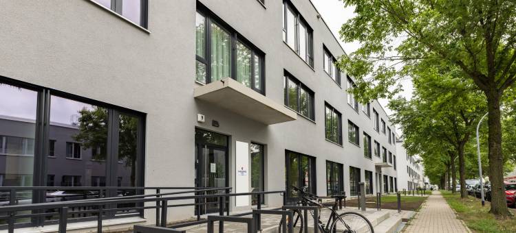 IHG旗下柏林机场Candlewood Suites酒店(Candlewood Suites BERLIN AIRPORT by IHG)图片