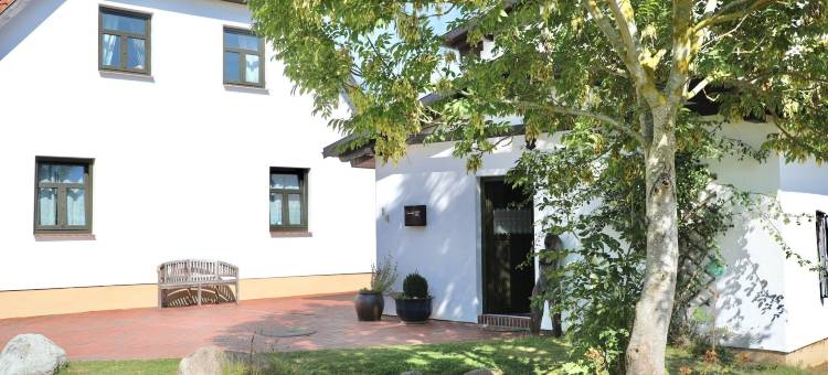 达贡库默罗湖附近带泳池的开间(Studio in Dargun Mit Pool am Kummerower See)图片