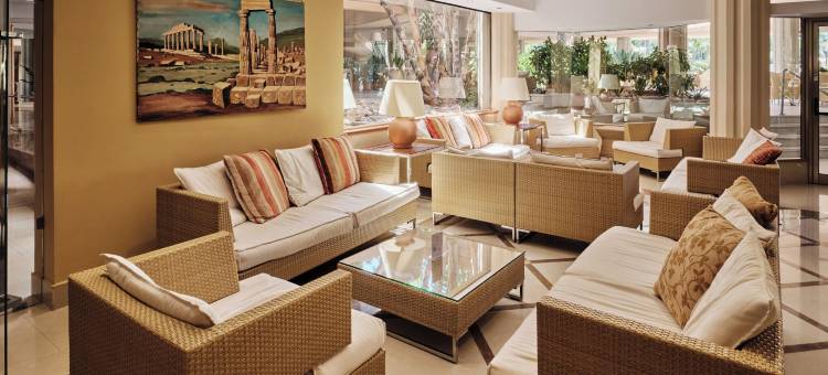 阿卡西亚棣莱奥尼帕克酒店(Acacia Resort Parco Dei Leoni)图片