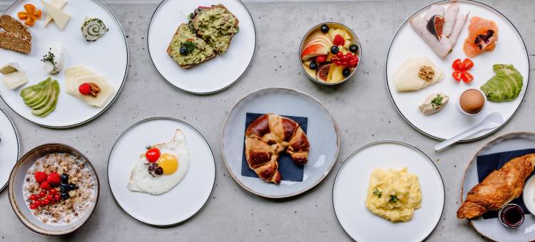 法拉格西 M. 酒店(The Flag West M.)图片