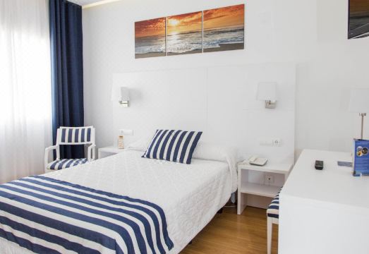 Hotel Voramar Hotel Overview