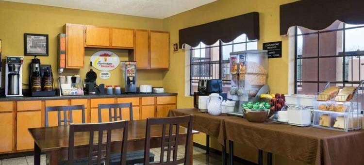 圣安东尼奥-河滨区速8酒店(Super 8 by Wyndham San Antonio/Riverwalk Area)图片