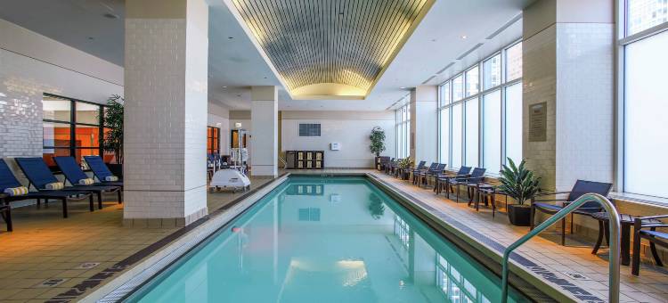 芝加哥市中心华丽一英里希尔顿安泊酒店(Embassy Suites by Hilton Chicago Downtown Magnificent Mile)图片