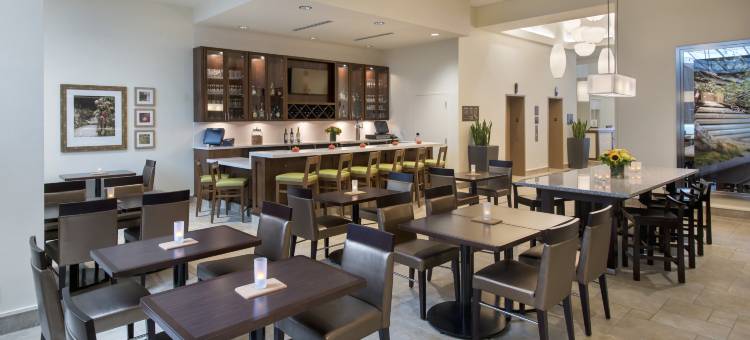 芝加哥市中心河滨步道希尔顿花园酒店(Hilton Garden Inn Chicago Downtown Riverwalk)图片