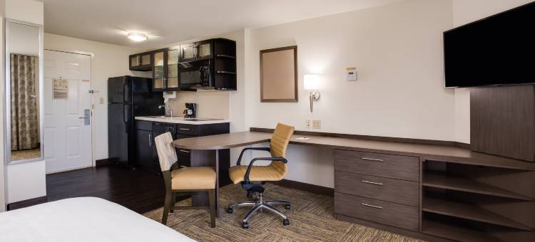 Candlewood Suites 英尺。代尔堡机场/邮轮 by IHG(Candlewood Suites FT. Lauderdale Airport/Cruise)图片