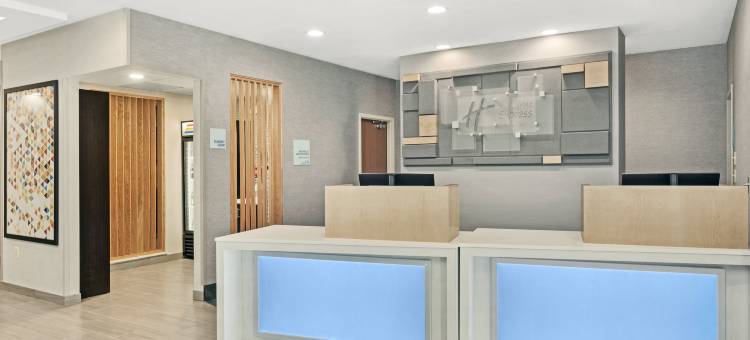 智选假日套房酒店库尔佩珀(Holiday Inn Express & Suites CULPEPER by IHG)图片