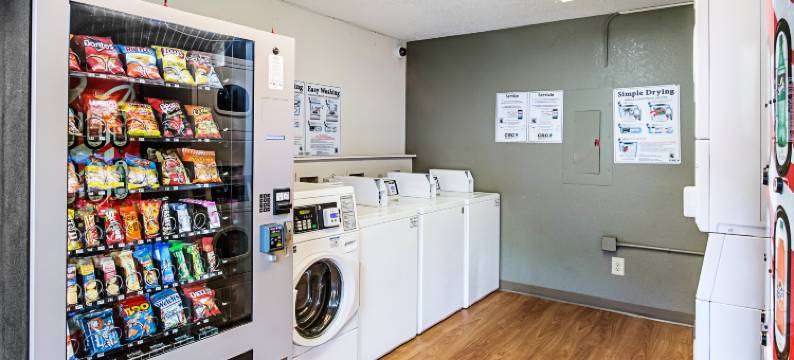 HomeTowne Studios by Red Roof Atlanta – Lawrenceville图片