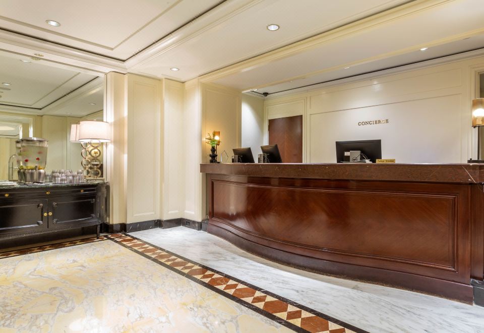 Omni Berkshire Place Hotel Overview