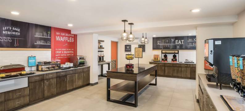 霍顿汉普顿套房酒店(Hampton Inn & Suites by Hilton Houghton)图片