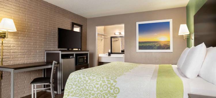 哈代维尔95号州际公路戴斯酒店(Days Inn by Wyndham Hardeeville/ I-95 State Line)图片