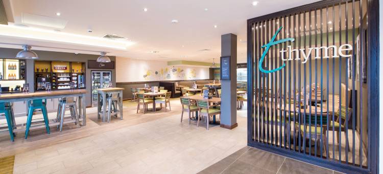 贝辛斯托克镇中心普瑞米尔酒店(Premier Inn Basingstoke Town Centre)图片