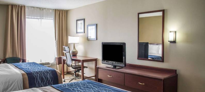 靠近I-70/I-77的剑桥客栈，由Capital O提供(Cambridge Inn by Capital O Near I-70 / I-77)图片