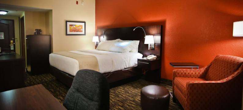 拉克罗斯市中心假日酒店及套房(Pearl Street Hotel)图片