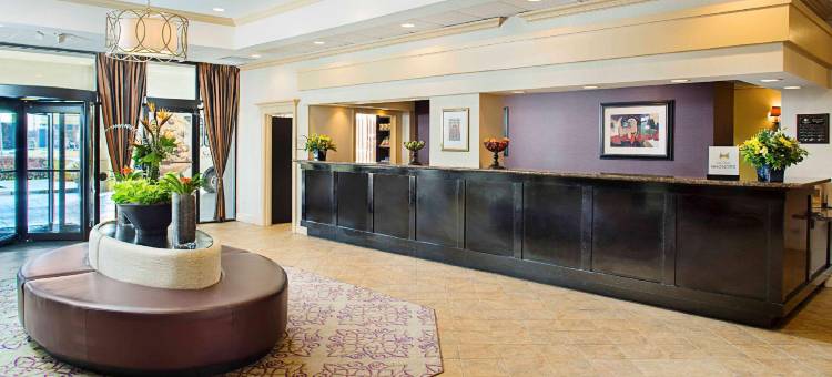 新奥尔良机场希尔顿逸林酒店(DoubleTree by Hilton New Orleans Airport)图片