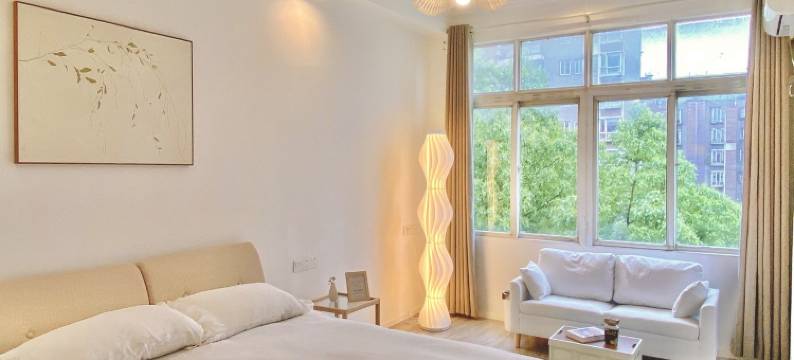 Elena特色民宿(纸坊大街分店)图片