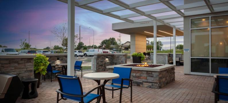 堪萨斯城机场SpringHill Suites酒店(SpringHill Suites Kansas City Airport)图片