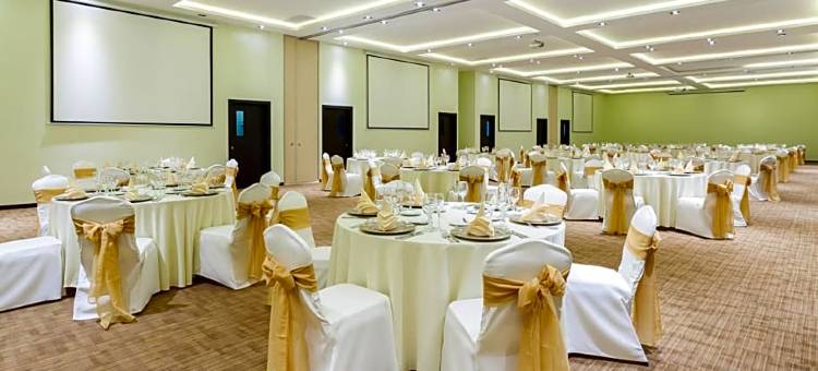 温德姆基多机场酒店(Wyndham Quito Airport)图片