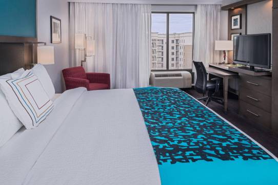 威尔明顿市中心/历史区万怡酒店(Courtyard Wilmington Downtown/Historic District)