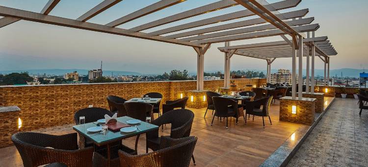 Treebo 大遗产精英带屋顶咖啡馆(Treebo Grand Legacy Elite with Roof Top Cafe)图片