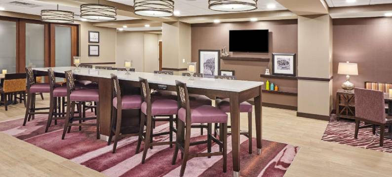 希尔顿欢朋套房酒店-丰迪拉克(Hampton Inn Fond du Lac, WI)图片