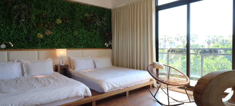 颂谦文旅 梅花鹿同住图片