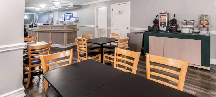 拉昆塔温德姆酒店由温汉姆IH-10西部圣安东尼奥TX(La Quinta Inn by Wyndham IH-10 West San Antonio TX)图片