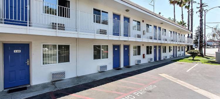 坎贝尔6号圣何塞汽车旅馆(Motel 6 Campbell, CA - San Jose)图片